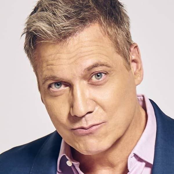 Holt McCallany